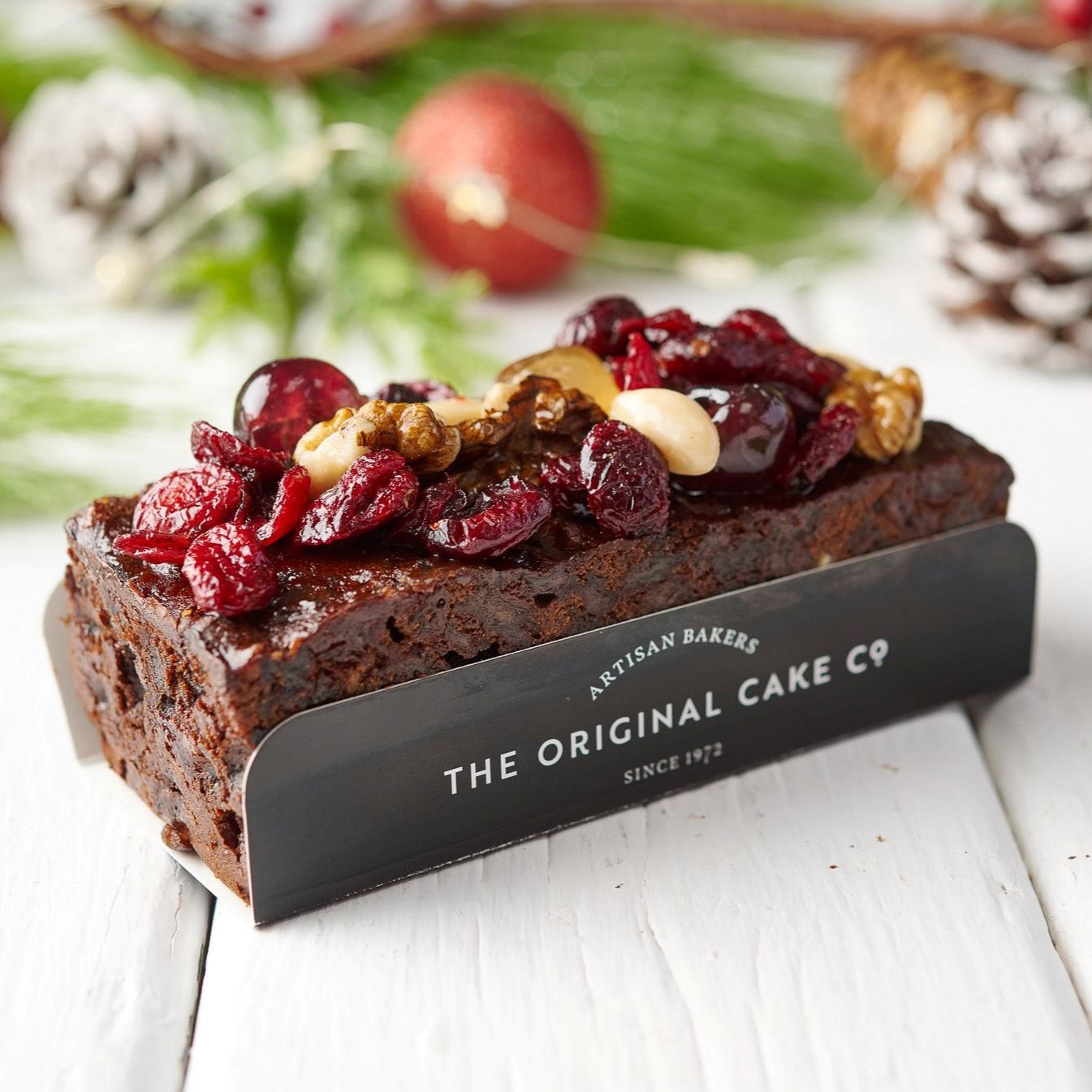 Festive Jewelled Fruit Cakes x8