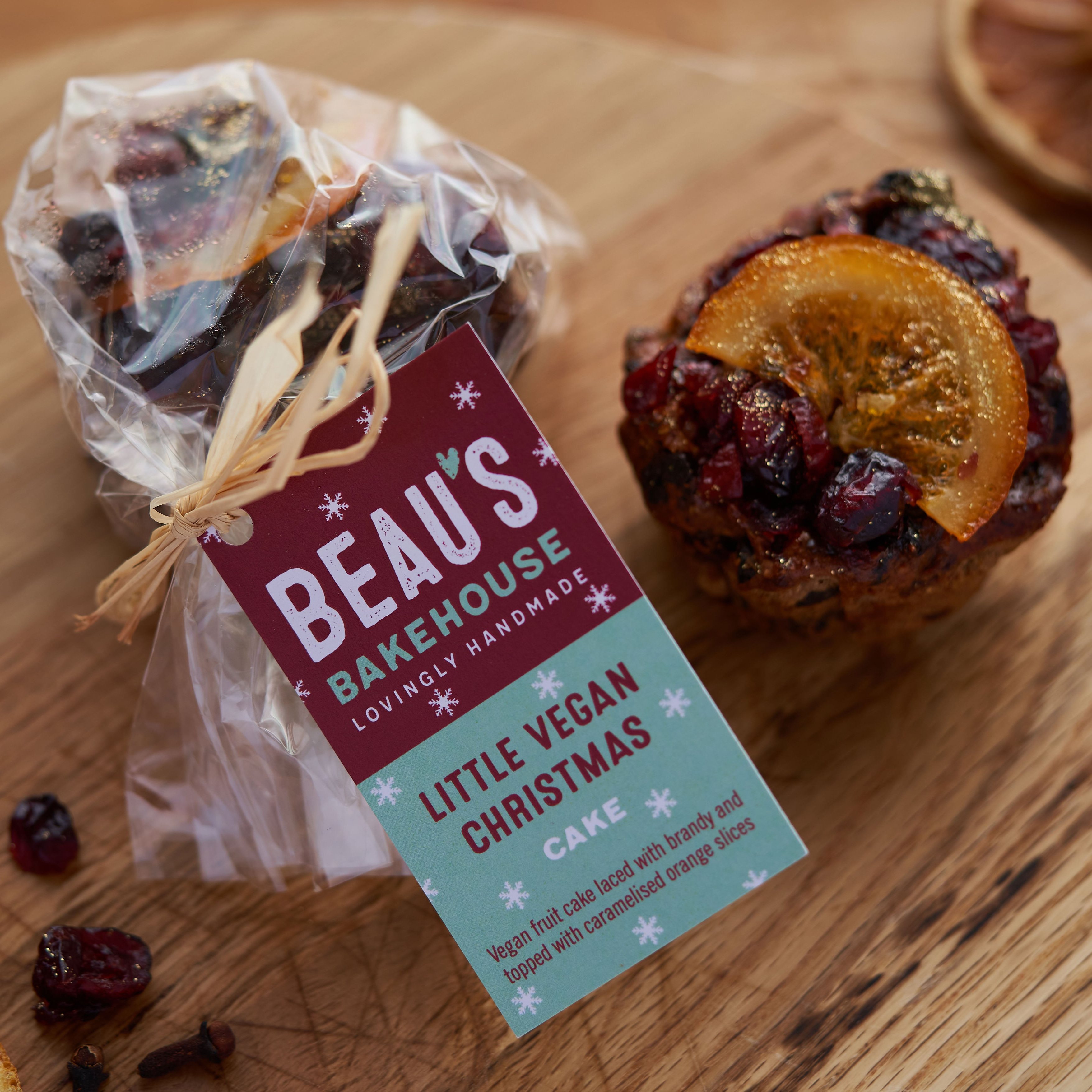 Little Vegan Christmas Cakes