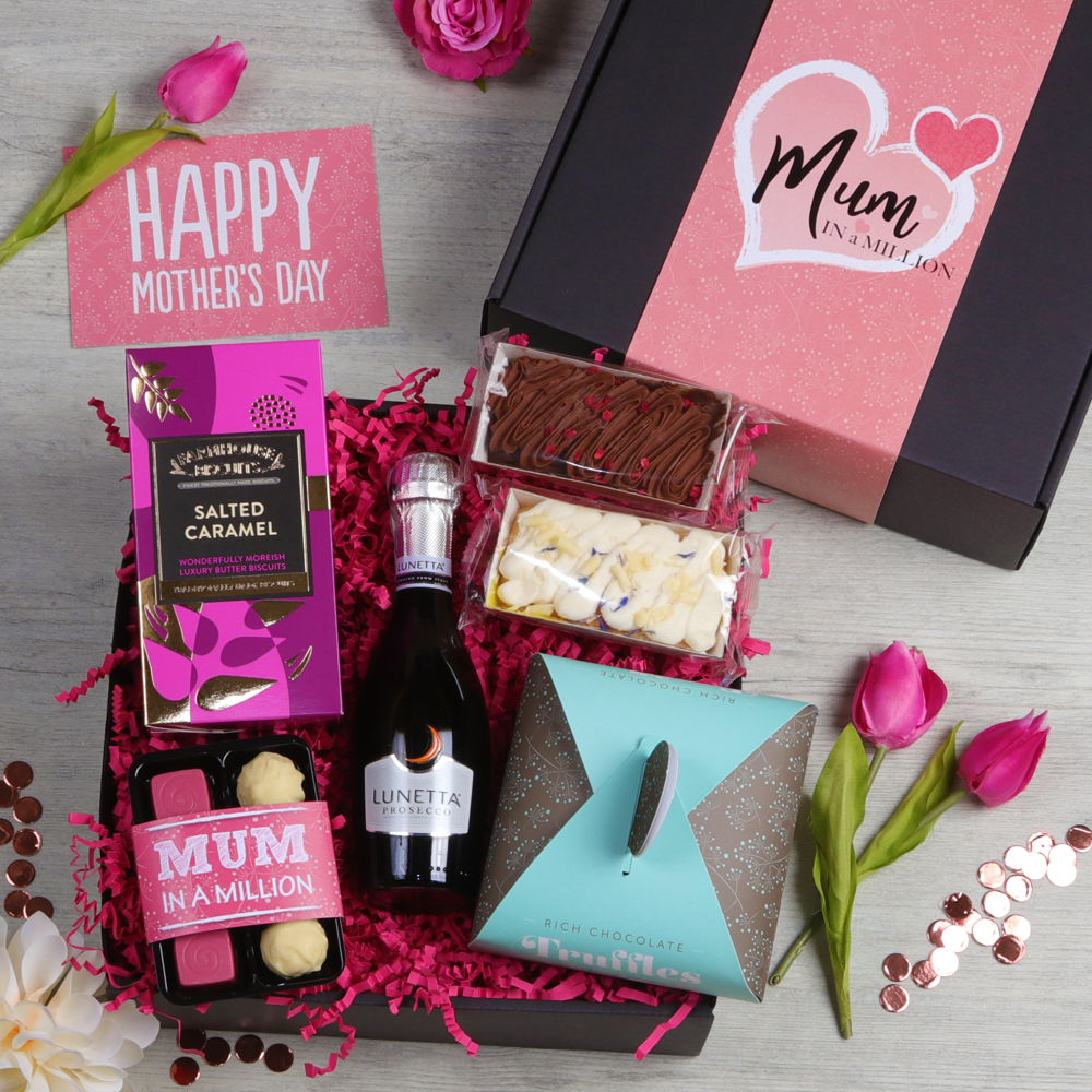 Mum's Prosecco Afternoon Tea Gift Box - Yumbles.com