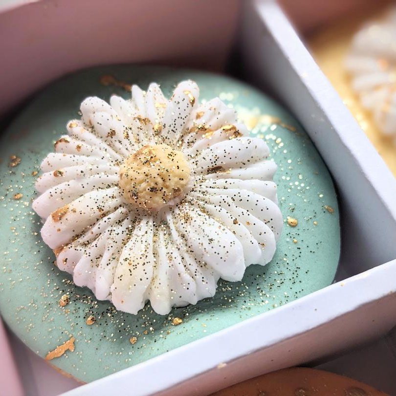 Pretty Pastel Daisy Sugar Cookie Gift Box - Flower Girl Biscuits
