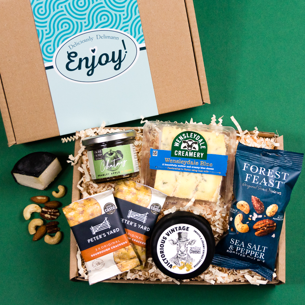 Cheese Lovers Gift Box - Yumbles.com