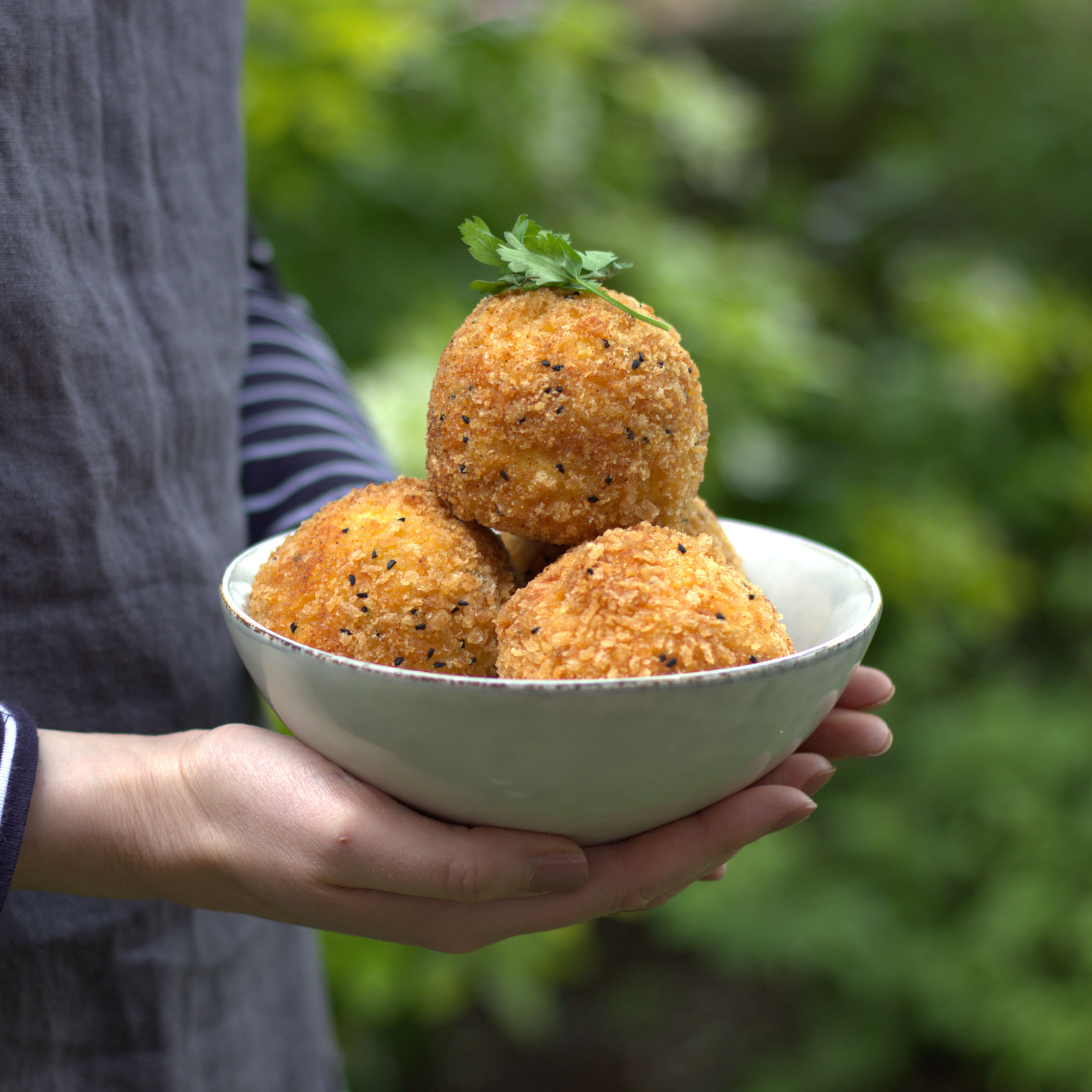 Nduja Saffron and Mozzarella Arancini - Box of 6 - Yumbles.com