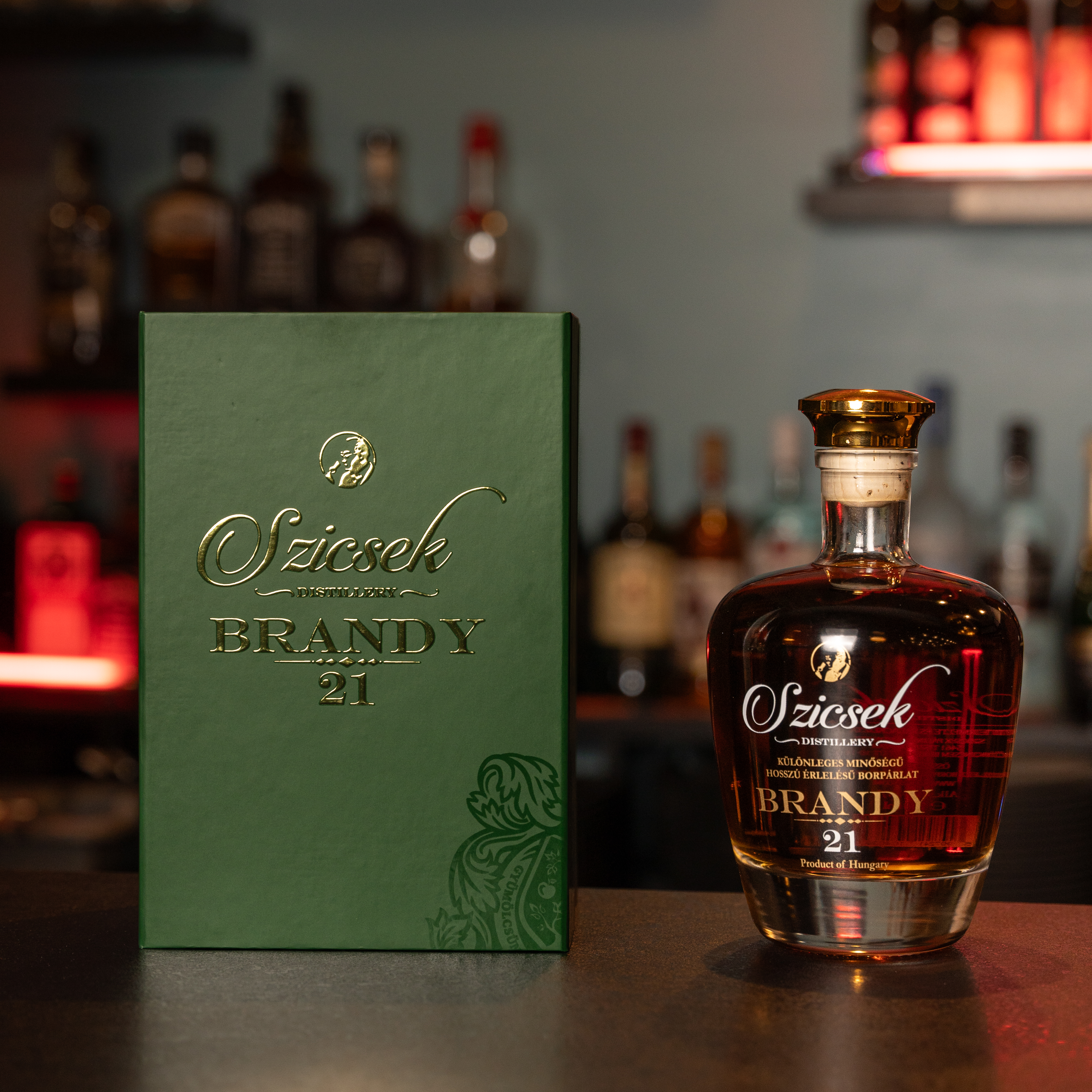 未開栓 Shalton Brandy Imperial 600ml 40% Szicsek Brandy 21 - 21-year-old Limited Edition Brandy - 43.5% Abv