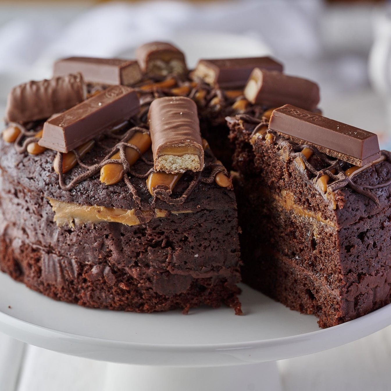 Chocolate Twix & KitKat Cake 6 Inch