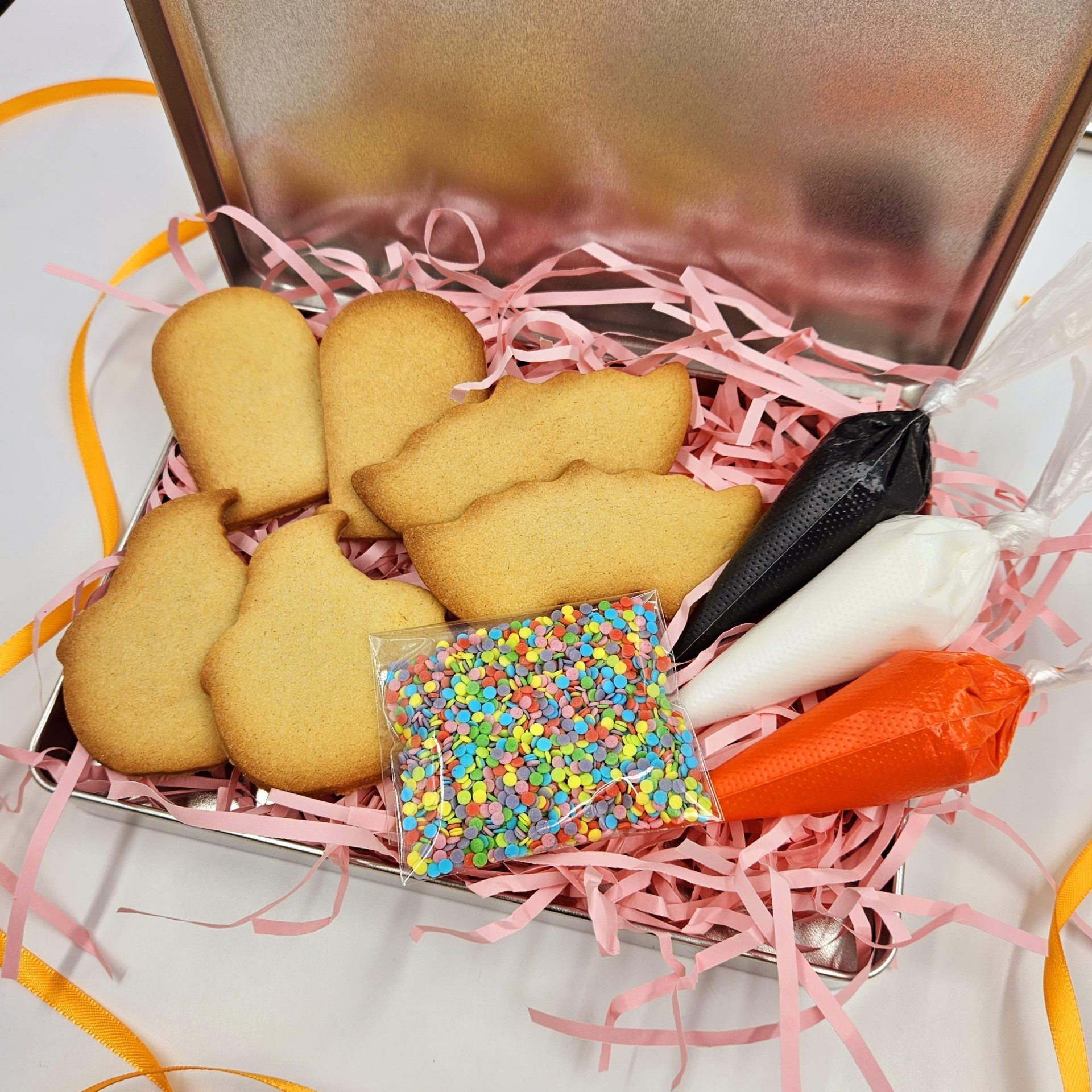 Halloween DIY Biscuit Decorating Kit