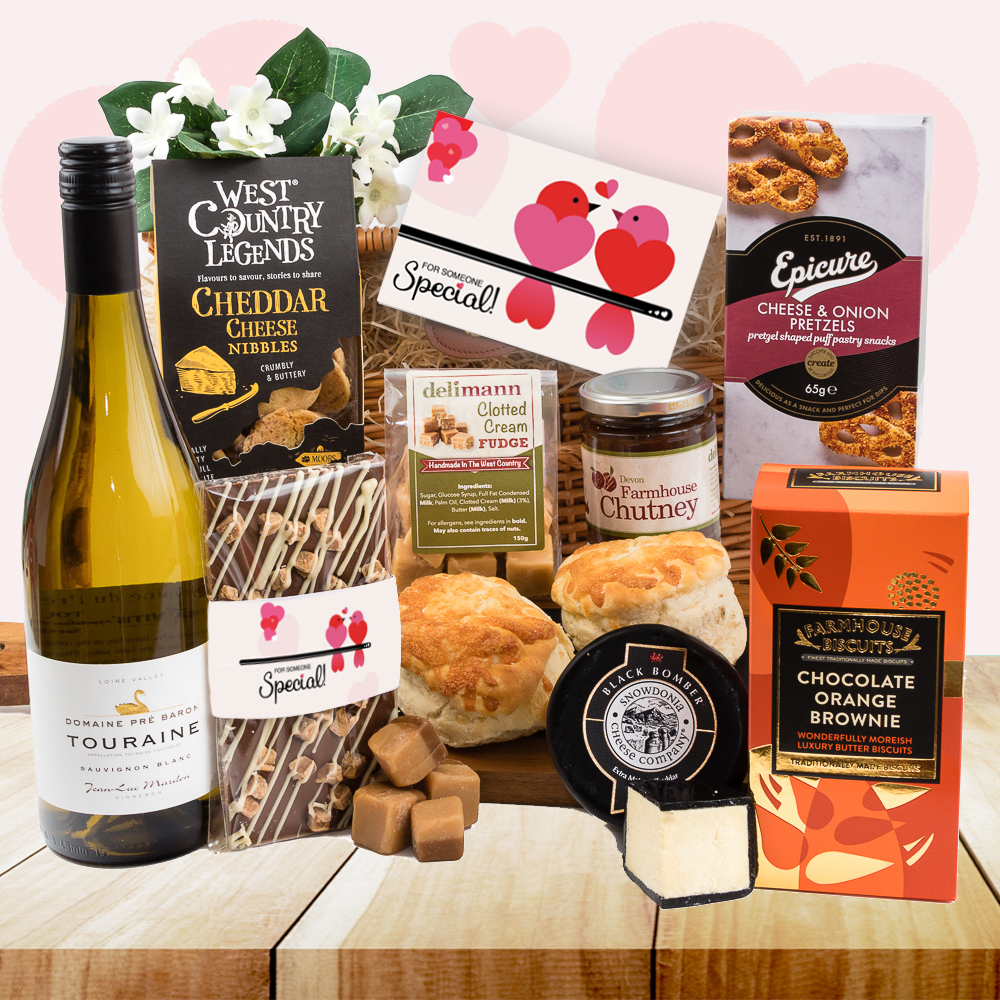 Sweet & Savoury Valentine's Treats Gift Hamper - Yumbles.com