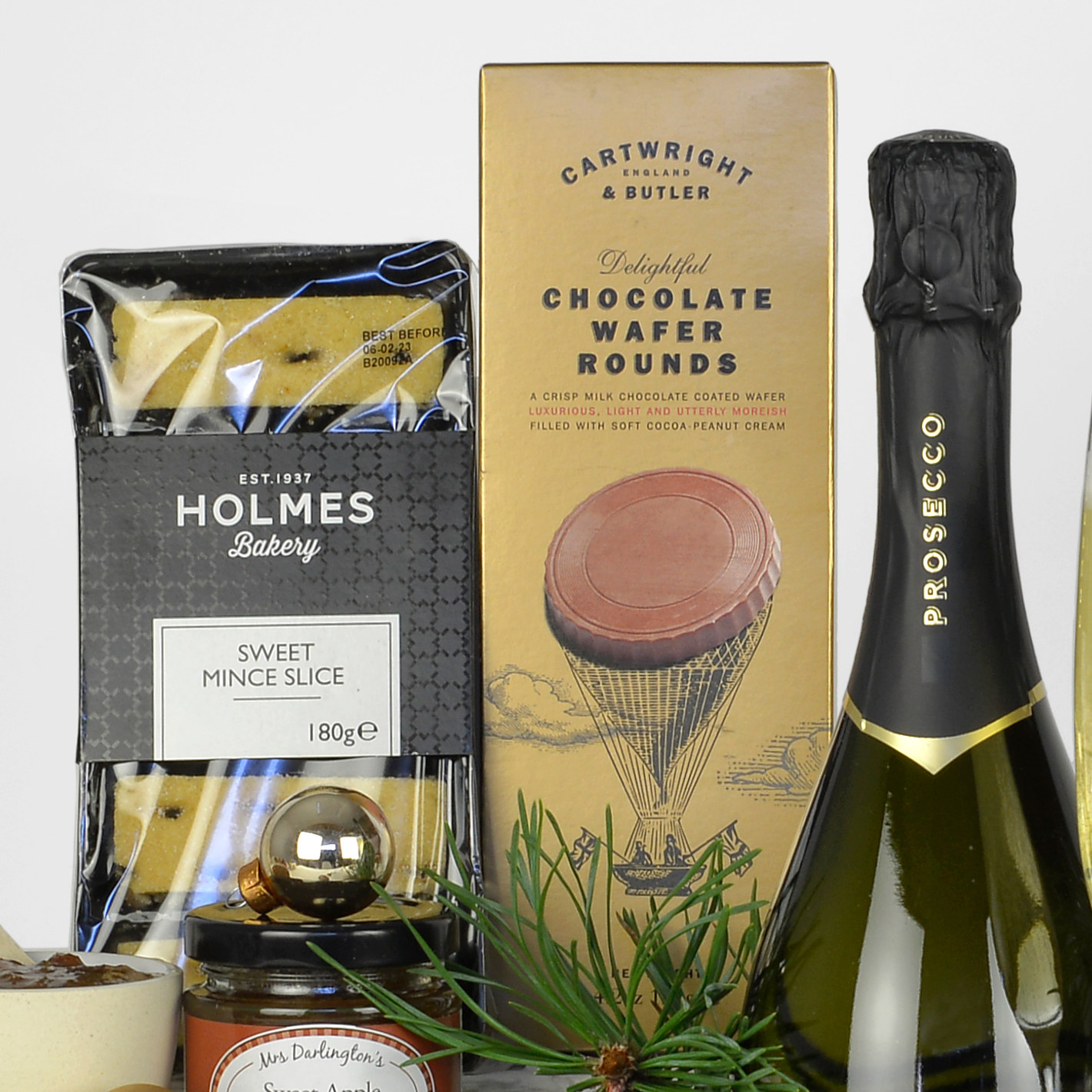 Merry Christmas Gift Box Luxury Christmas Hamper - Yumbles.com