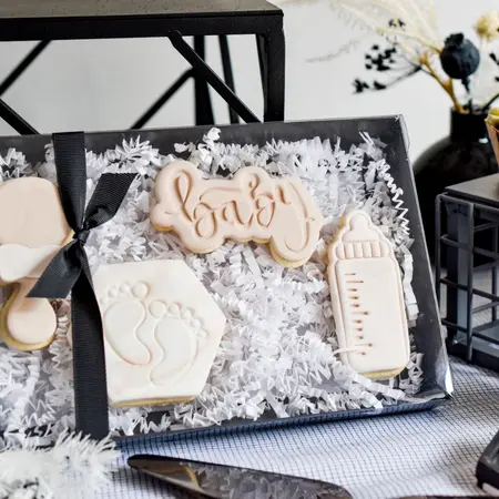 BABY SHOWERS & CHRISTENINGS