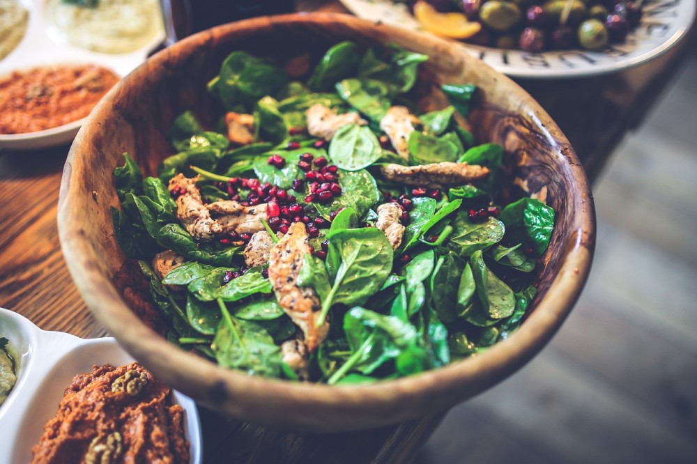 5 Ways You're Ruining Your Salad