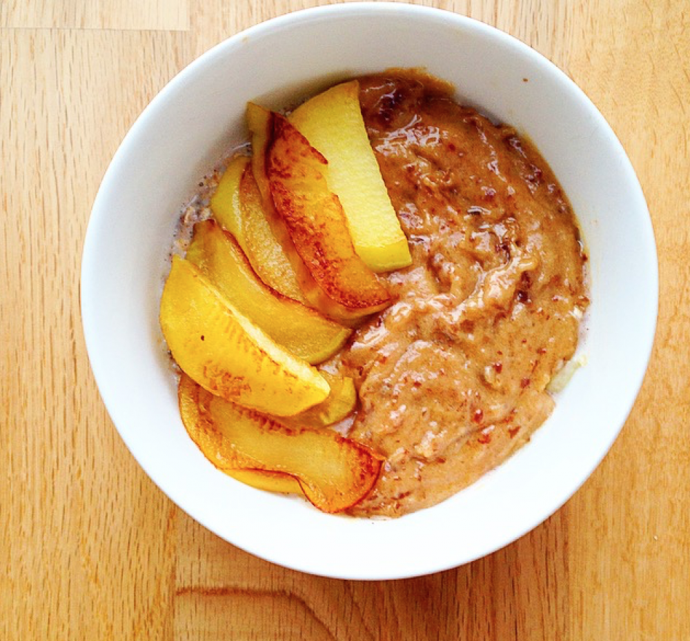 Toffee Apple Chia Oats