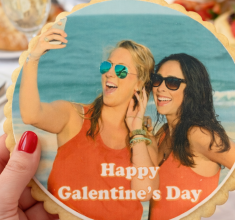 Valentine&rsquo;s Day 2026: Gifts for Friends Who Love Food