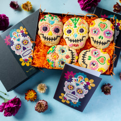 'Halloween Skull' Indulgent Day of the Dead Biscuit Gift