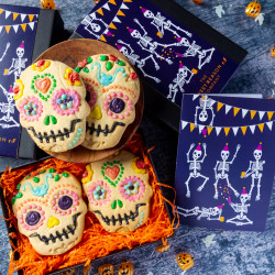 'Halloween Skeleton' Luxury Day of the Dead Biscuit Gift