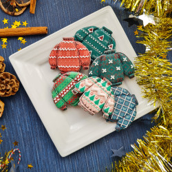 Ugly Jumpers Biscuits Gift Box - Christmas Luxury Biscuits Gift