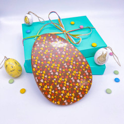 Large Flat Milk Chocolate Easter Egg With Hearts