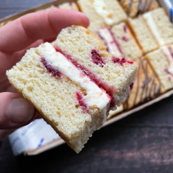 The Cake Box Gift