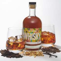 The Highlander Whisky Ageing Kit - makes two bottles