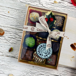 Luxury Christmas 12 Chocolate Gift Box