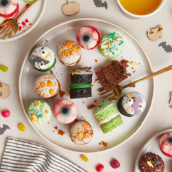 Halloween Little Cakes (Box of 9)