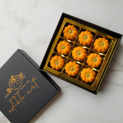 Praline Pumpkin Chocolate Box