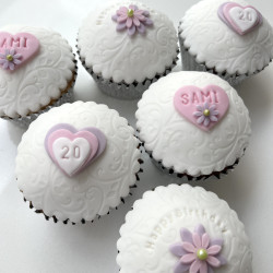 Happy Birthday Pretty Cupcake Gift Box