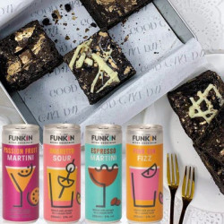 Mixed Selection Brownies & Cocktails Gift Set