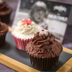 Vegan Cupcakes - Box of 6 - Additive Free