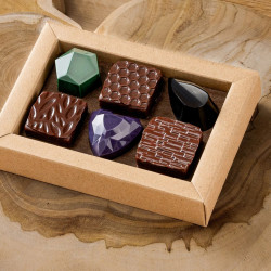 Handcrafted Chocolate Praline Box | First Date Edition (6 Flavours)