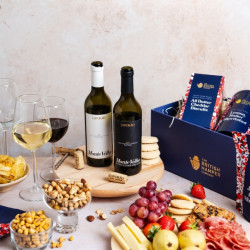 Fine Food & Wine Hamper &ndash; Premium Wines, with Savoury Delights & Shortbread