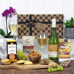 Adobe Reserva Organic Chardonnay Hamper