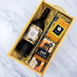 Cheese Wedges & Wine Gift Box – Gourmet Cheese Gift Set – Perfect for Foodies & Cheese Lovers