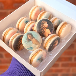 Personalised Macarons with Edible Photo - Gift Box of 12