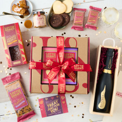 Celebration Hamper with Prosecco and Baked Treats