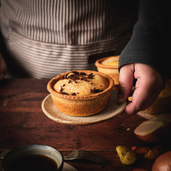 The Vegan Pie Box – 6 Gourmet Vegan Pies, Handmade in Yorkshire