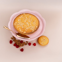 Bakewell Tart - Homemade & Authentic Raspberry & Almond Tart