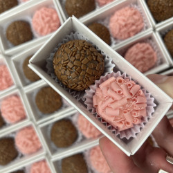 Brigadeiro Chocolate Event or Party Favours - Box of 2 or 4