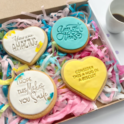 Hug in a Box Biscuit Gift Box