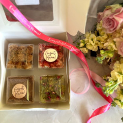 'Congratulations Mama' Personalised Tiramisu Treatbox & Greeting Card - Alcohol-Free - Unique Flavours