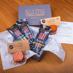 Cotswold Snacking Charcuterie Gift Box