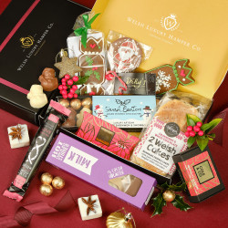 The Cosy up for Christmas Letterbox Hamper