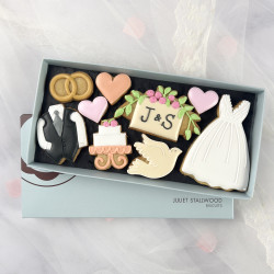 Wedding Deluxe Biscuit Box