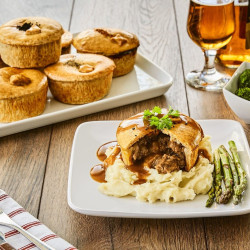 6 Piece Artisan Steak Pie Collection 	