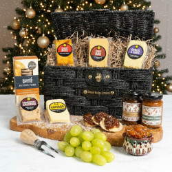 Classic Cheese Hamper - 5 Cheese Wedges + 2 Chutneys & Crackers - Ideal Cheese Gift Set