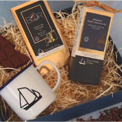 Customisable Hot Chocolate Hamper with Mug