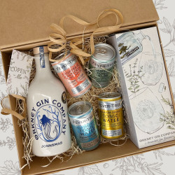 Fresh and Floral Johnsmas Artisan Gin Hamper