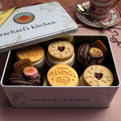 Vegan Valentine&rsquo;s Message Cupcakes