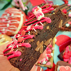 Salted Caramel Brownie – rich, fudgy chocolate brownie swirled with gooey salted caramel