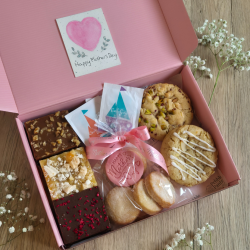 Mother&rsquo;s Day Luxury Afternoon Tea Box