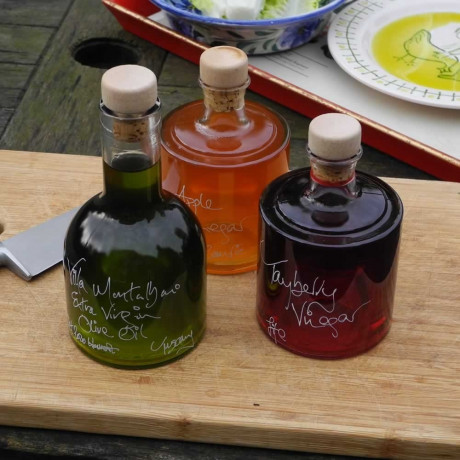 Tuscan Oil and Vinegar Stacking Gift Set (with Apple Vinegar) Tuscan Oil and Vinegar Stacking Gift Set (with Apple Vinegar)