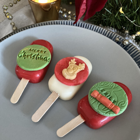 Personalised Christmas Trio Of Cakesicles
